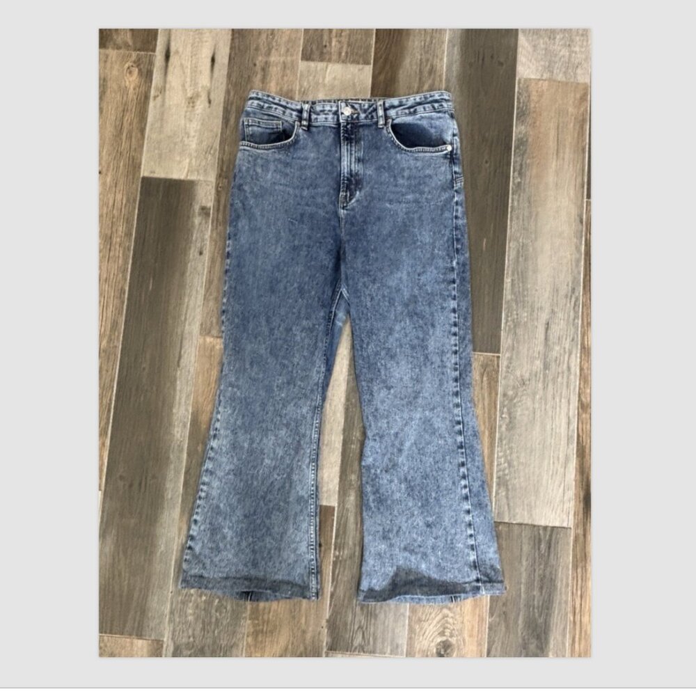 Free People We The Free Thunderbird Flare Jeans Lightening Bolt SIZE 35 X 26 HEM - Picture 2 of 11